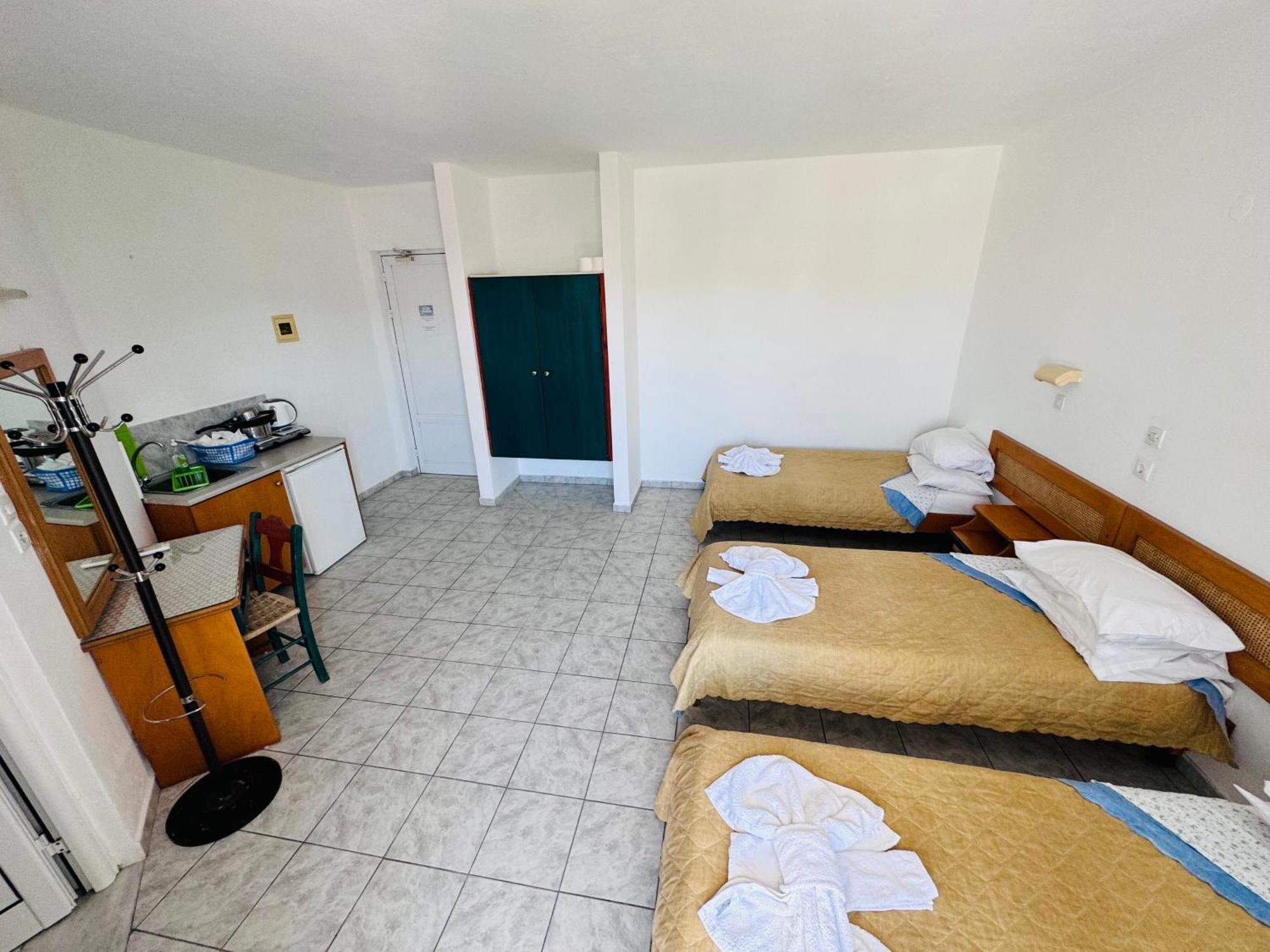 Sunnysun Aparthotel 3*